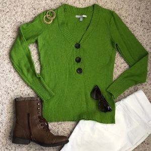 Green Old Navy Sweater Size M - Same Day Shipping